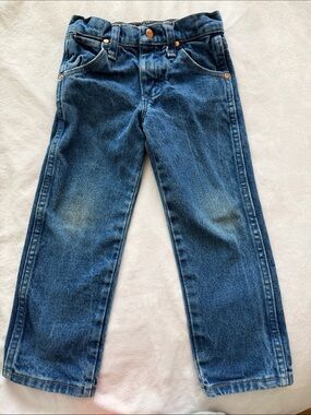 Wrangler kids size 4